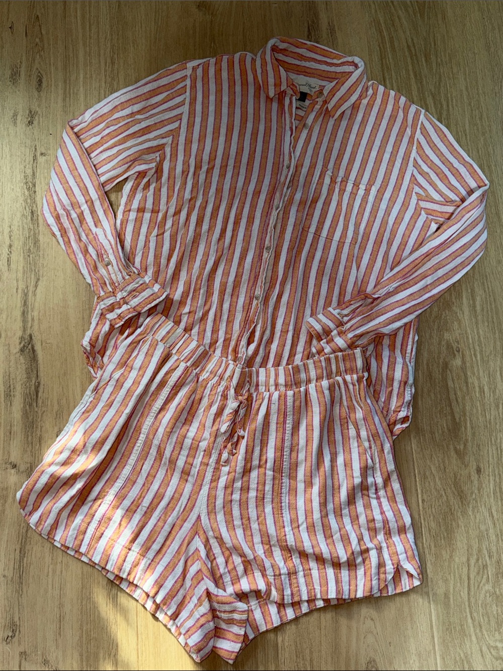 Universal Threads Orange and White Striped  Set - Lightweight Button medium